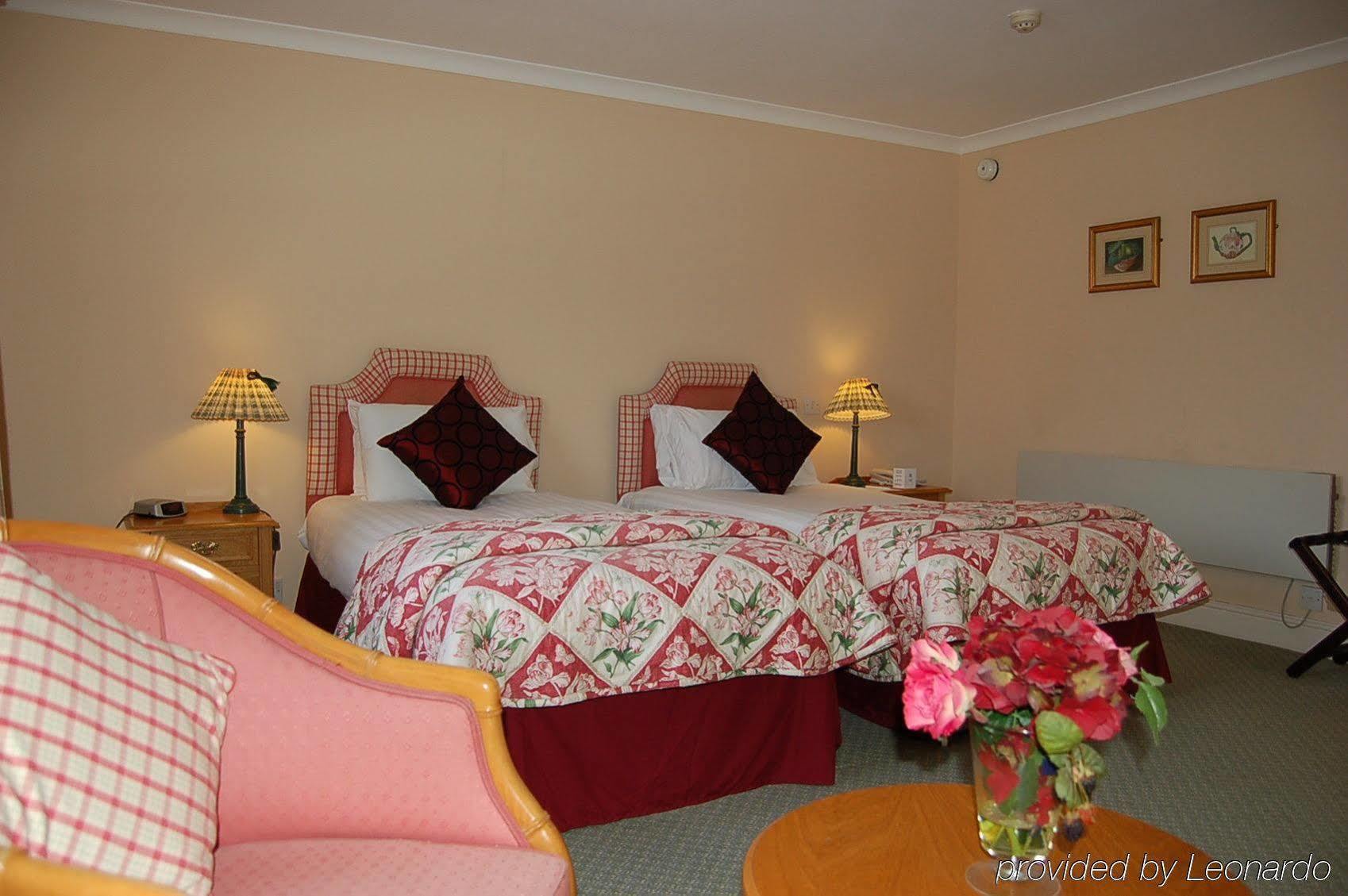 Kings Court Hotel Олстер Екстер'єр фото